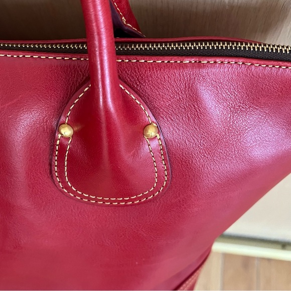 Like NEW DOONEY & BOURKE Lipstick Red Florentine Tulip Shopper Bag - Picture 4 of 14